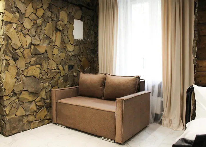 Apartamento затишна в центрі з власним двориком *